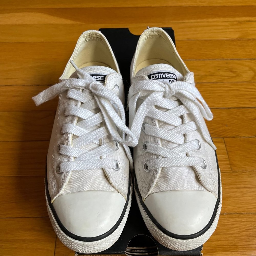 Converse Chuck Taylor CT All Star Dainty White (size 5)